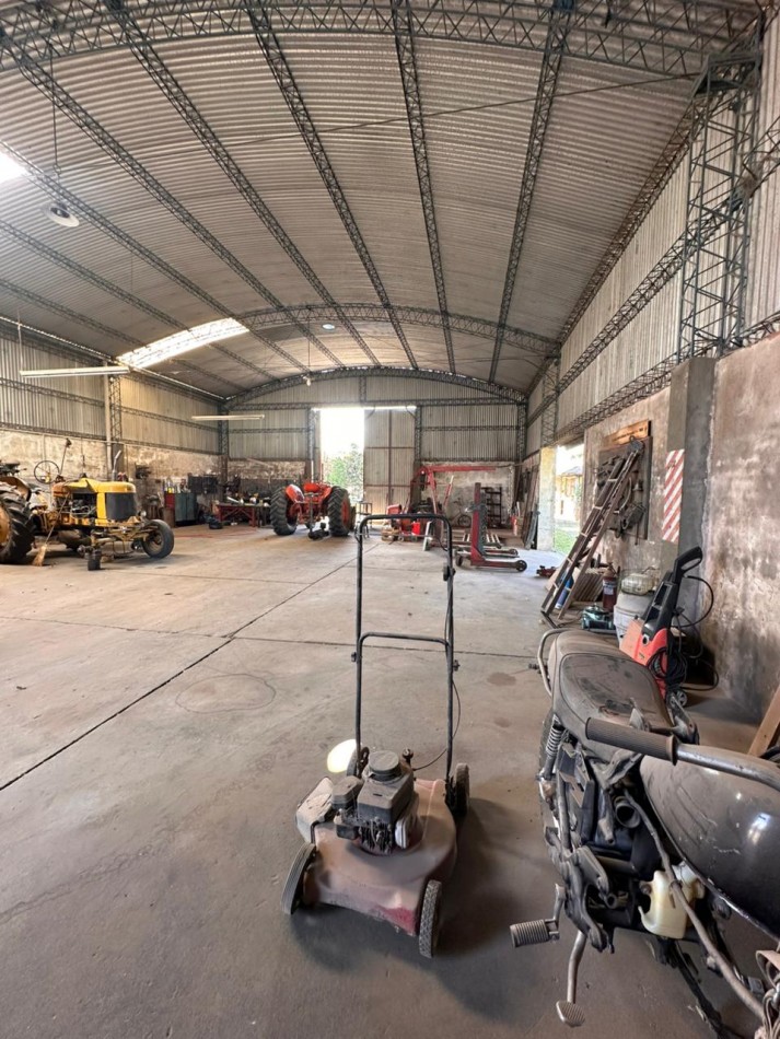 GALPON CON GRAN LOTE SOBRE RUTA 2