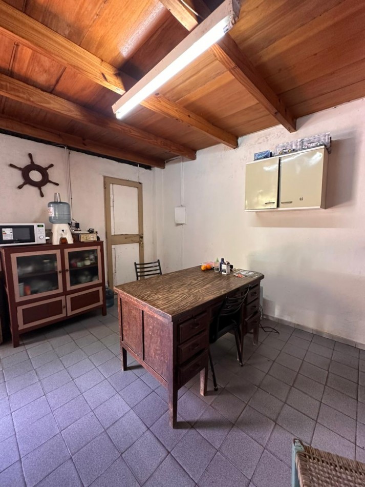 GALPON CON GRAN LOTE SOBRE RUTA 2