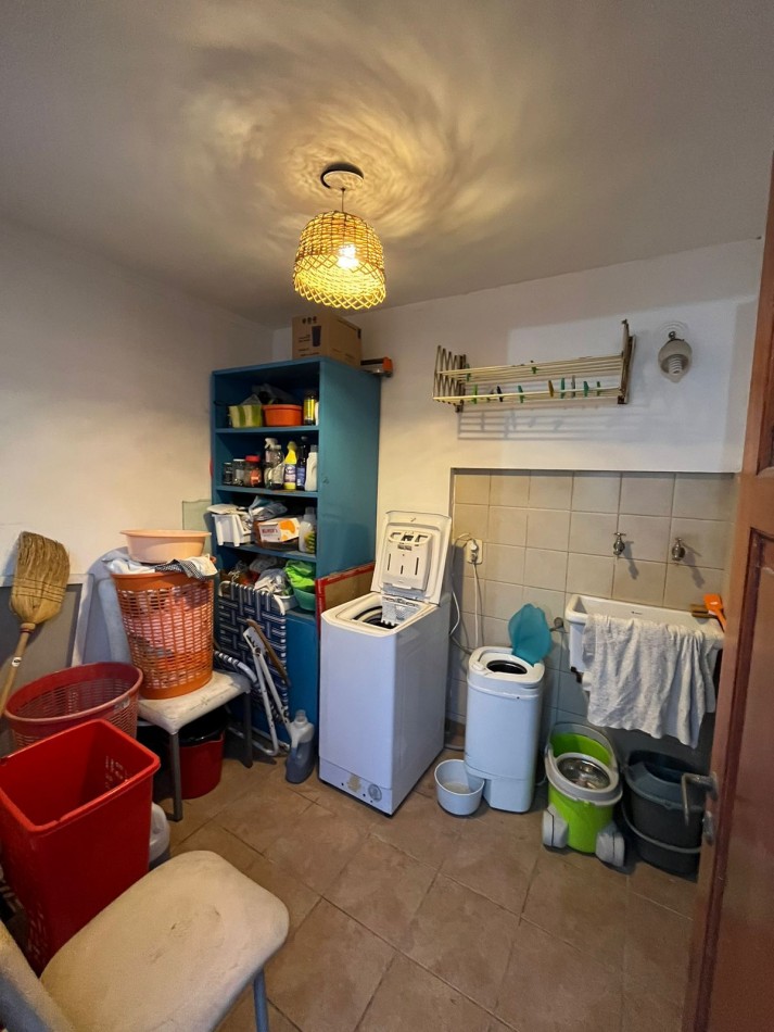 Planta alta en Barrio Constituyentes de 3 dormitorios