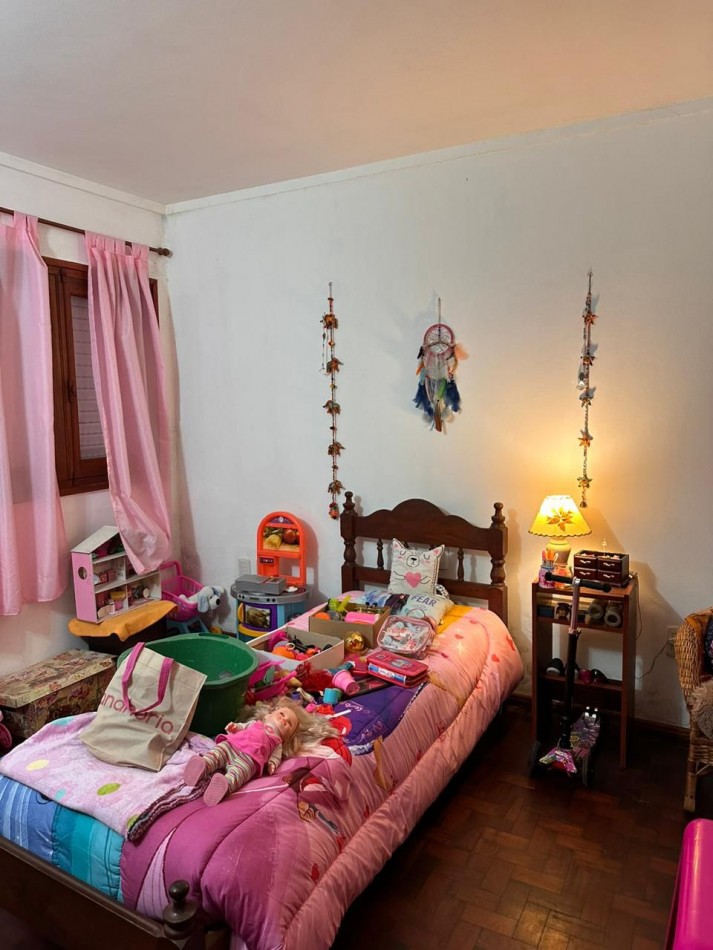 Planta alta en Barrio Constituyentes de 3 dormitorios