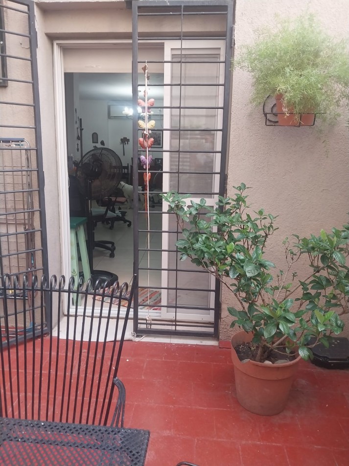 DEPARTAMENTO 2 DORMITORIOS CON PATIO EXCLUSIVO
