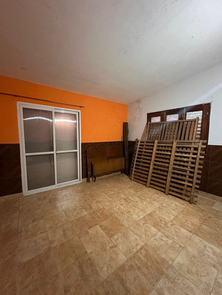 CASA CON LOCAL EN ZONA NORTE