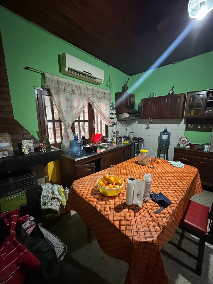 CASA CON LOCAL EN ZONA NORTE