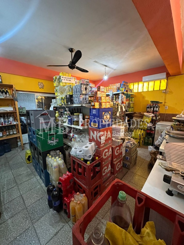CASA CON LOCAL EN ZONA NORTE