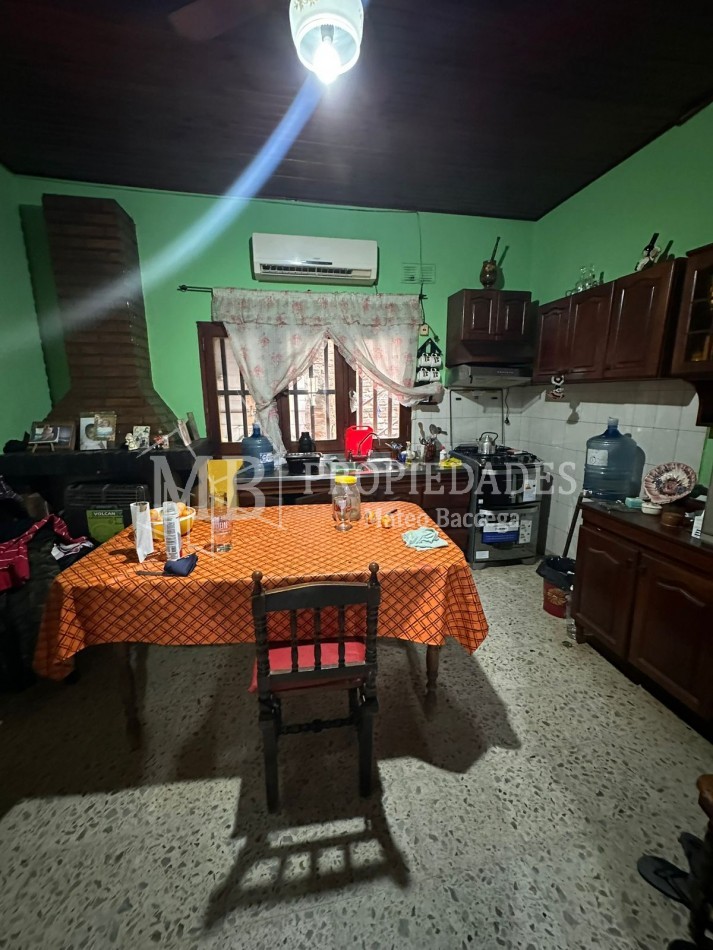 CASA CON LOCAL EN ZONA NORTE