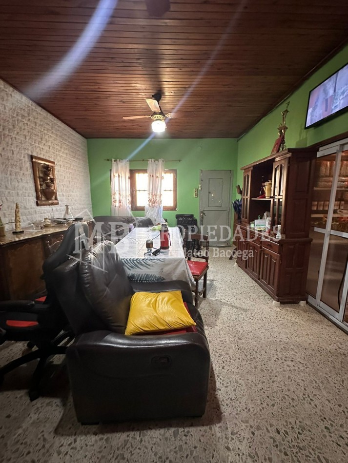 CASA CON LOCAL EN ZONA NORTE